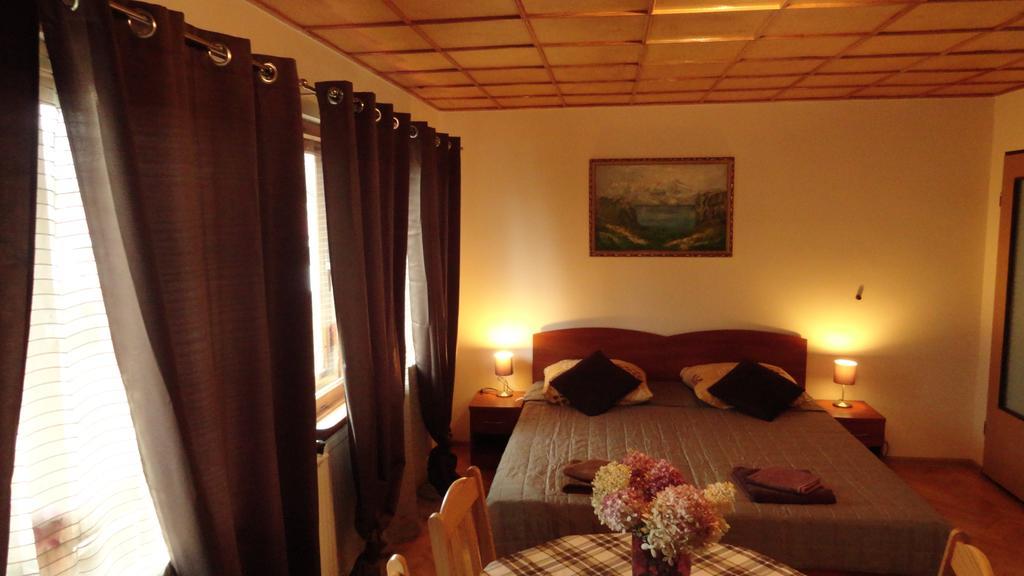 Sztorem Apartment *