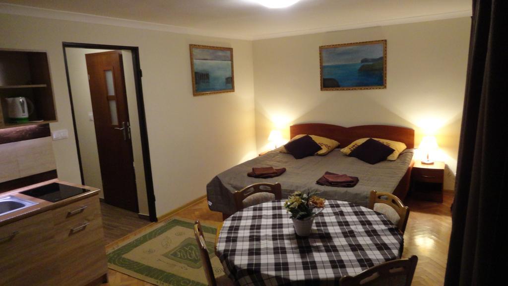 Sztorem Apartment *